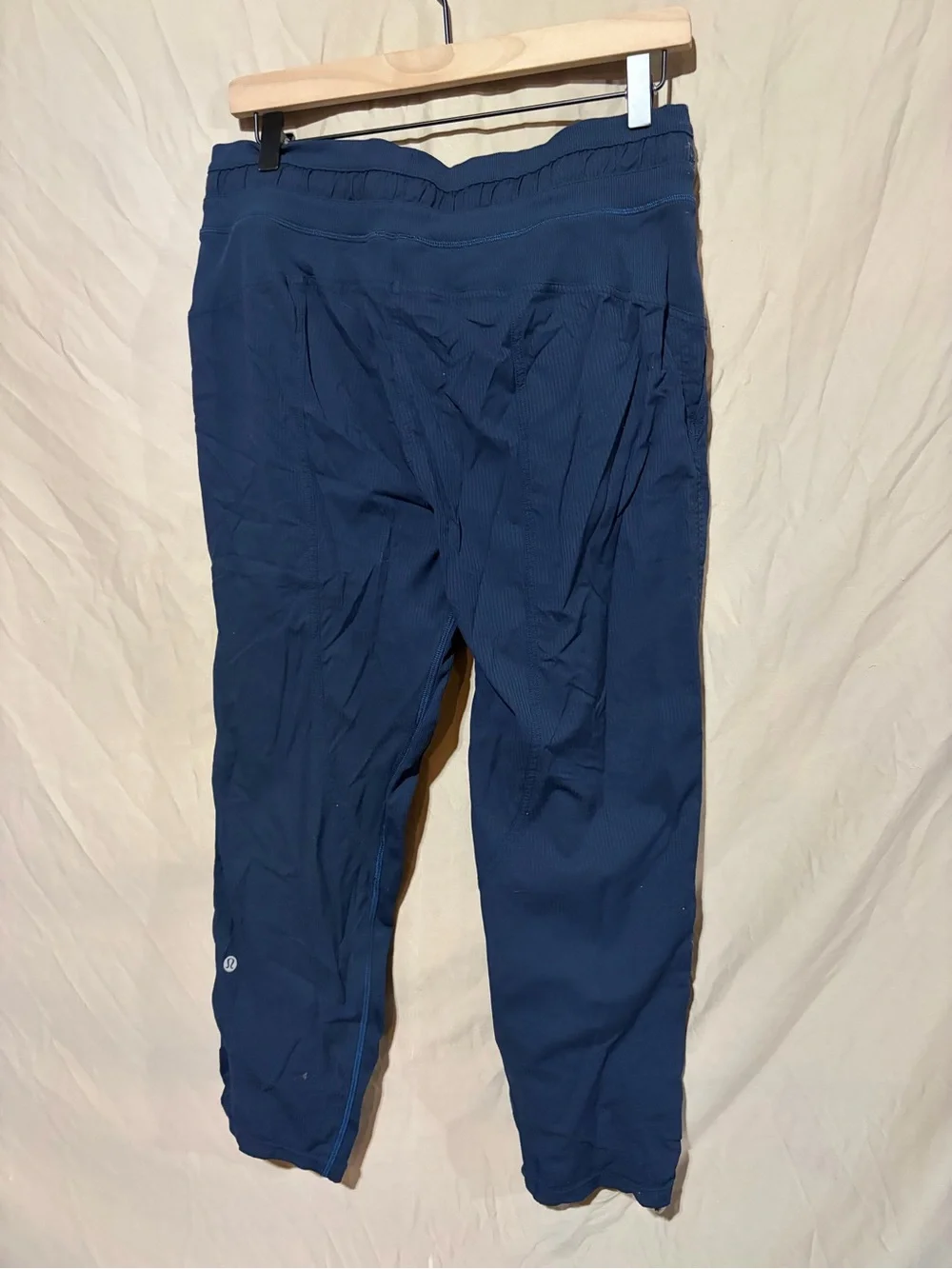 Lululemon Dance Studio Mid-Rise Crop 25